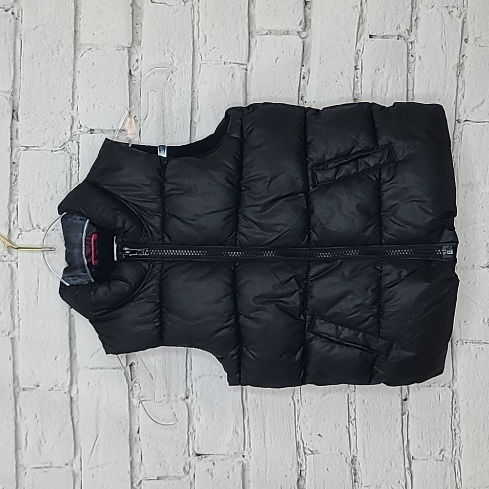 Old Navy Kids Full Zip Up Soft Quilted Puffer Fleece Lined Vest/Jacket in Black